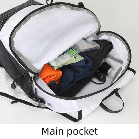 Foldable 14l softback nylon mountaineering backpack with hydration compatibility - product image