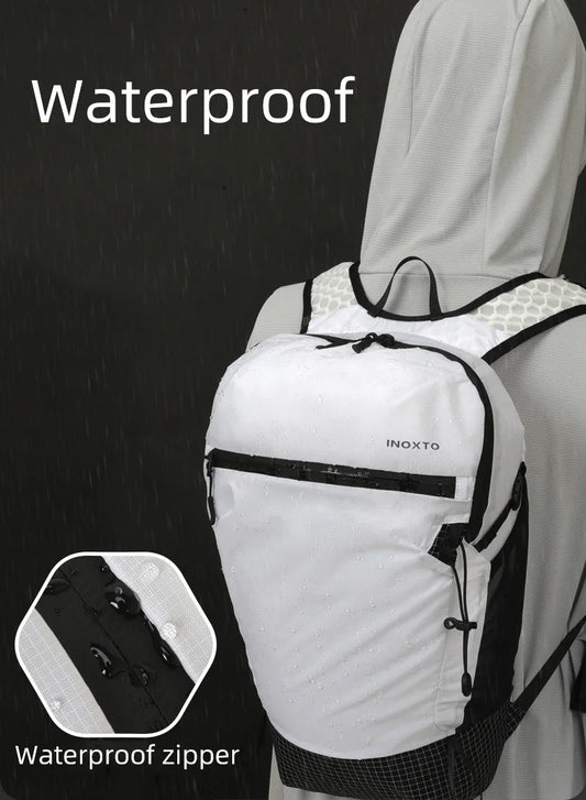 Foldable 14l softback nylon mountaineering backpack with hydration compatibility - product image