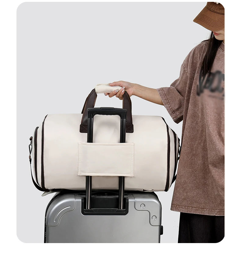 Large capacity nylon fitness sports bag with independent shoe compartment - product image