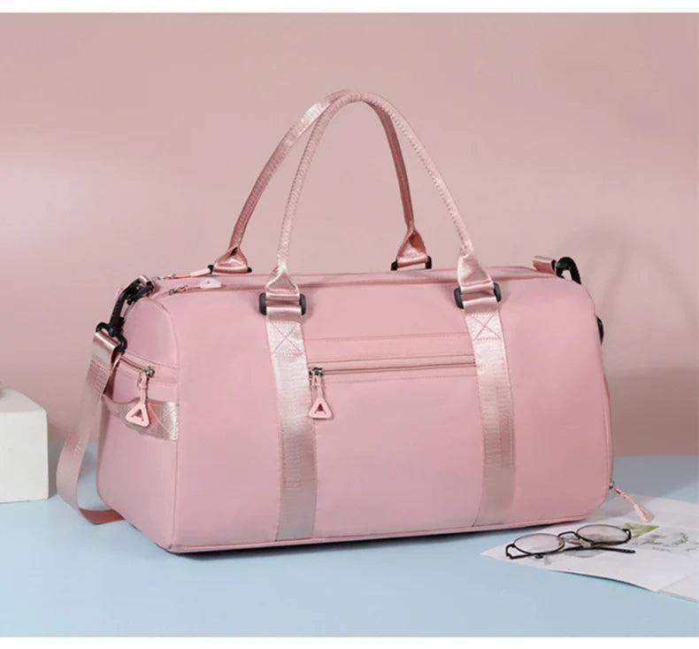 Large fitness tote bag with dry wet separation nylon for men and women - product image