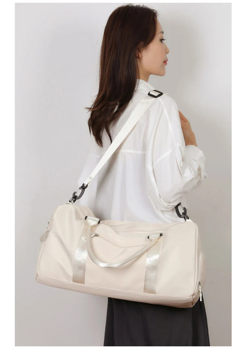 Large fitness tote bag with dry wet separation nylon for men and women - product image