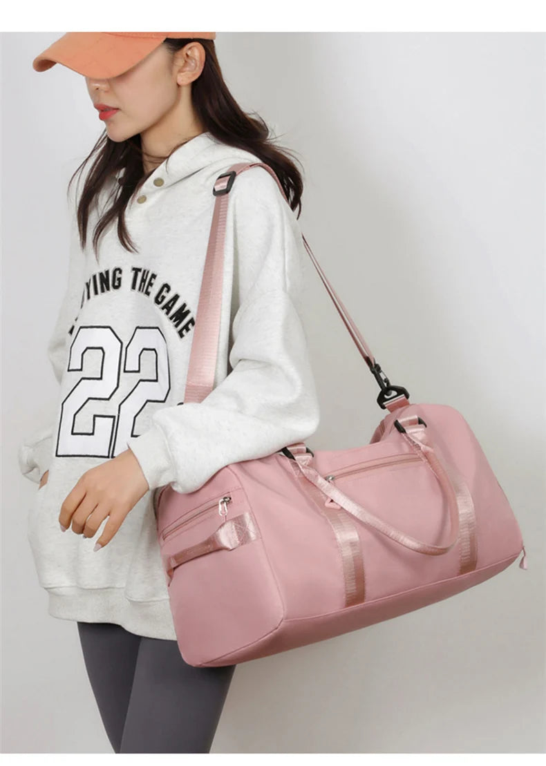 Large fitness tote bag with dry wet separation nylon for men and women - product image