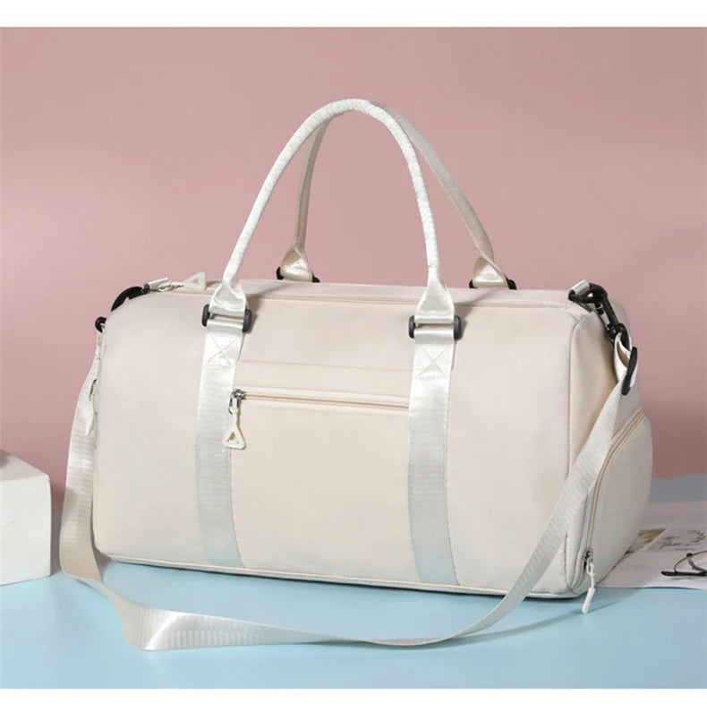 Large fitness tote bag with dry wet separation nylon for men and women - product image