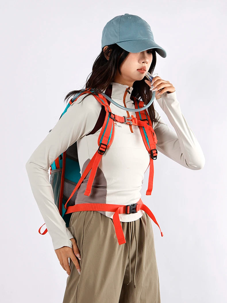 Lightweight outdoor climbing hydration backpack with reflective strip nylon - product image