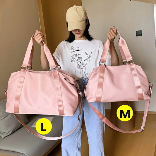 Nylon foldable waterproof fitness crossbody gym bag with adjustable straps - product image