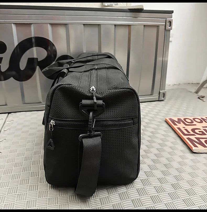 Nylon sports duffel bag with wet dry separation and independent shoe compartment - product image