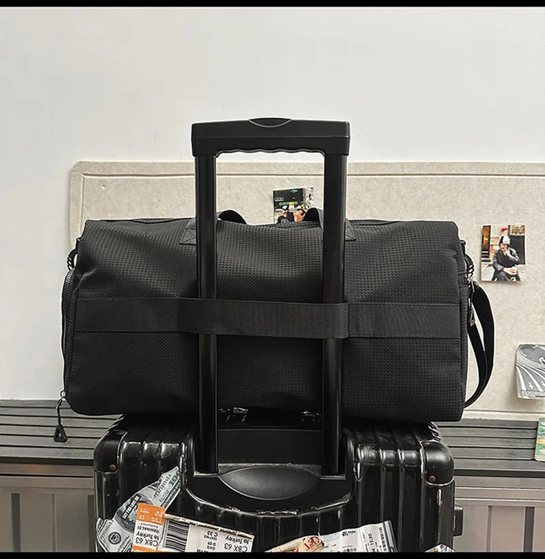 Nylon sports duffel bag with wet dry separation and independent shoe compartment - product image