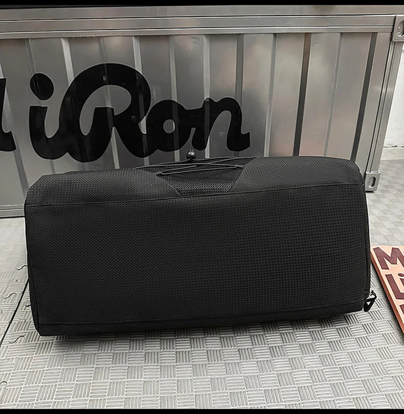 Nylon sports duffel bag with wet dry separation and independent shoe compartment - product image
