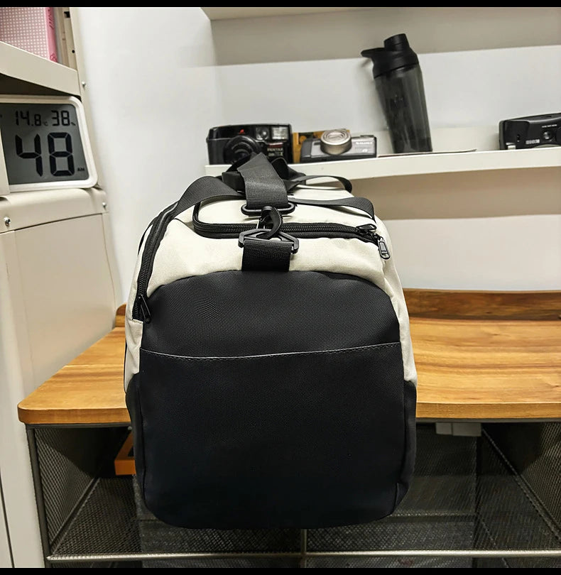 Oxford sports duffel bag with wet dry separation and removable shoulder strap - product image