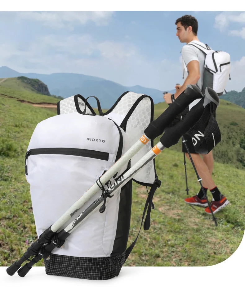 Foldable 14l softback nylon mountaineering backpack with hydration compatibility - product image