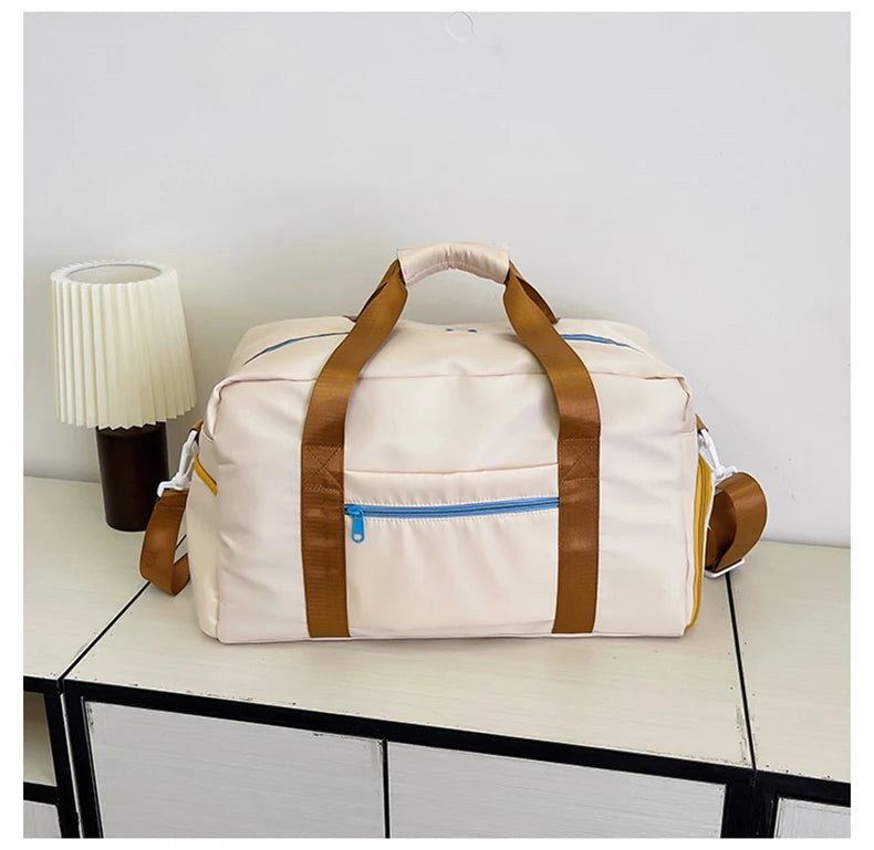 Nylon sports gym bag with shoe compartment and back zipper pocket - product image
