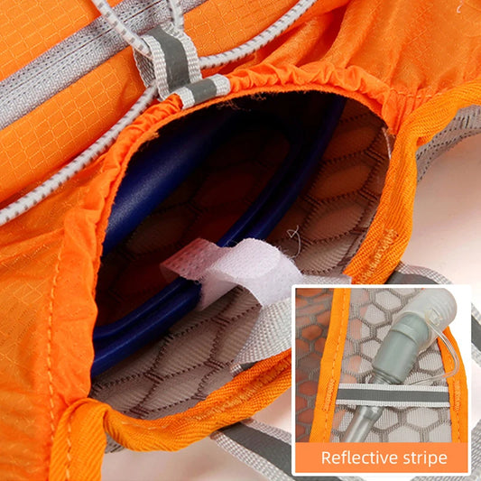 Running hydrating vest backpack with water bladder and reflective strips nylon - product image